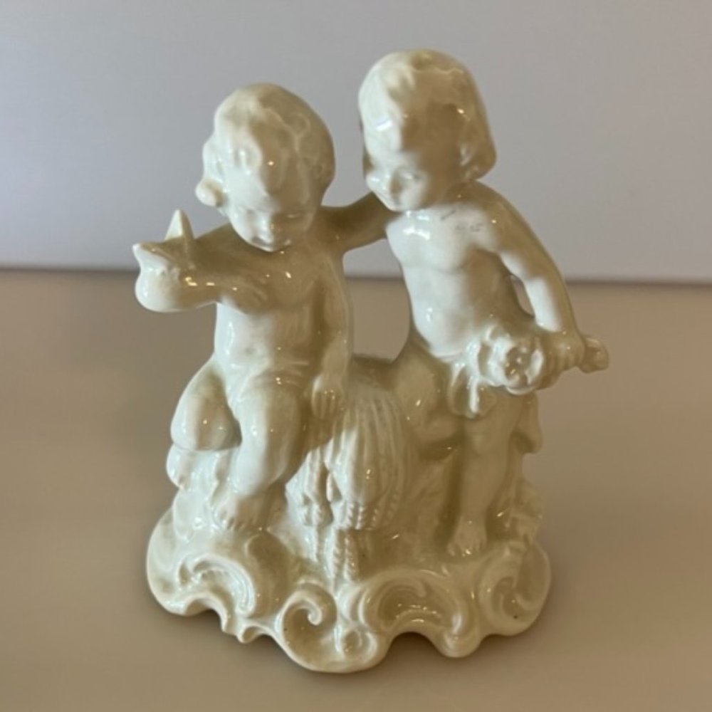 Western Gremany White Cherubs Figurine Stamped GM 597